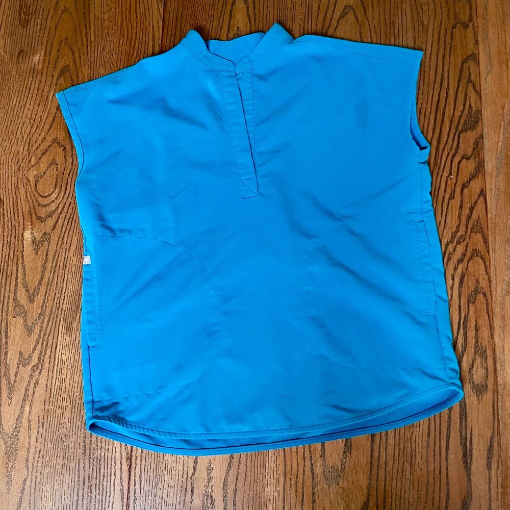 Figs Scrubs Top - Rafaela Pacific Blue - Size XXS